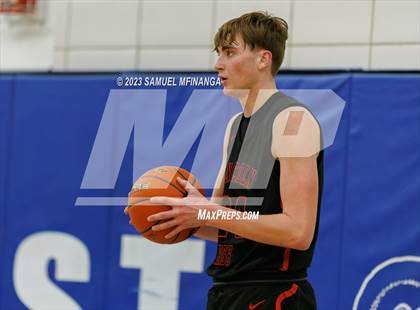 Thumbnail 1 in Lincoln Southwest vs. Lincoln High (HAC Tournament) photogallery.
