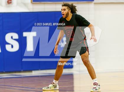 Thumbnail 1 in Lincoln Southwest vs. Lincoln High (HAC Tournament) photogallery.