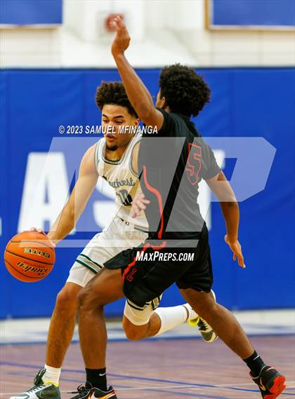 Thumbnail 2 in Lincoln Southwest vs. Lincoln High (HAC Tournament) photogallery.