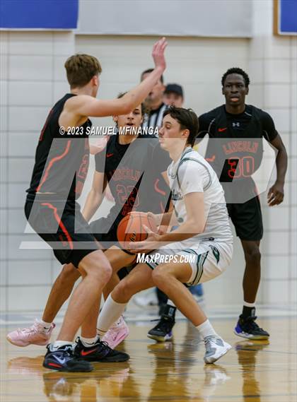 Thumbnail 2 in Lincoln Southwest vs. Lincoln High (HAC Tournament) photogallery.