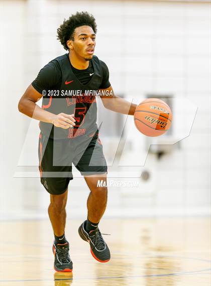 Thumbnail 2 in Lincoln Southwest vs. Lincoln High (HAC Tournament) photogallery.