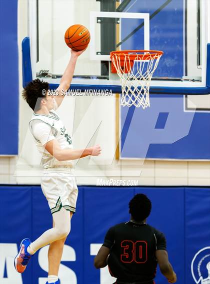 Thumbnail 3 in Lincoln Southwest vs. Lincoln High (HAC Tournament) photogallery.