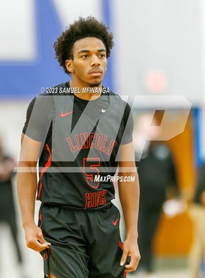 Thumbnail 3 in Lincoln Southwest vs. Lincoln High (HAC Tournament) photogallery.