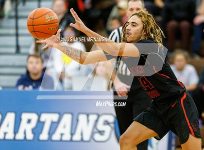 Thumbnail 2 in Lincoln Southwest vs. Lincoln High (HAC Tournament) photogallery.