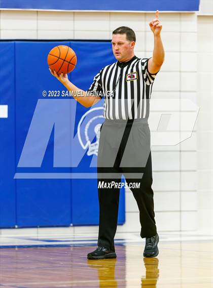 Thumbnail 3 in Lincoln Southwest vs. Lincoln High (HAC Tournament) photogallery.