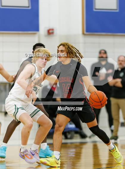 Thumbnail 2 in Lincoln Southwest vs. Lincoln High (HAC Tournament) photogallery.
