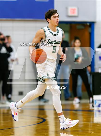 Thumbnail 2 in Lincoln Southwest vs. Lincoln High (HAC Tournament) photogallery.