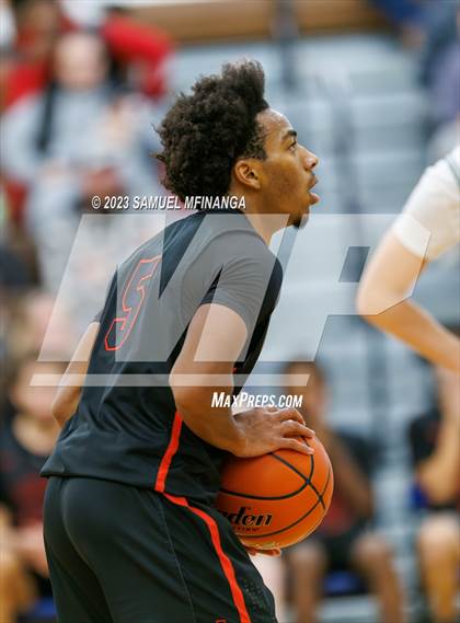 Thumbnail 1 in Lincoln Southwest vs. Lincoln High (HAC Tournament) photogallery.