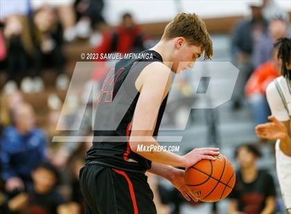 Thumbnail 2 in Lincoln Southwest vs. Lincoln High (HAC Tournament) photogallery.