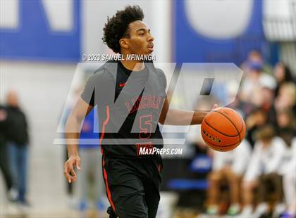 Thumbnail 3 in Lincoln Southwest vs. Lincoln High (HAC Tournament) photogallery.