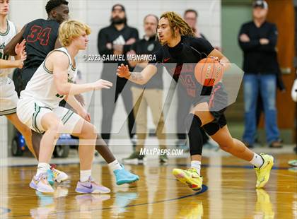 Thumbnail 3 in Lincoln Southwest vs. Lincoln High (HAC Tournament) photogallery.