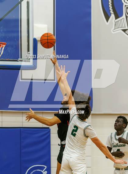 Thumbnail 2 in Lincoln Southwest vs. Lincoln High (HAC Tournament) photogallery.