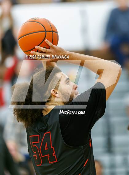 Thumbnail 3 in Lincoln Southwest vs. Lincoln High (HAC Tournament) photogallery.
