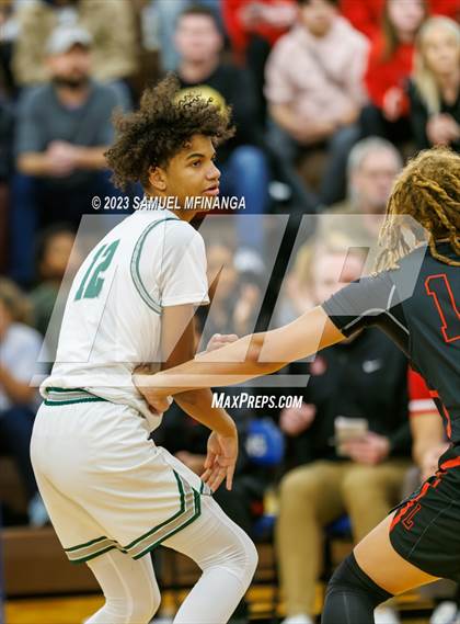 Thumbnail 3 in Lincoln Southwest vs. Lincoln High (HAC Tournament) photogallery.