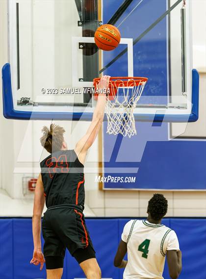 Thumbnail 3 in Lincoln Southwest vs. Lincoln High (HAC Tournament) photogallery.