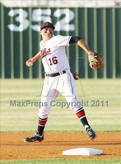 Thumbnail 2 in Burleson @ Stephenville (5A Region 1 Bi-District Playoffs) photogallery.