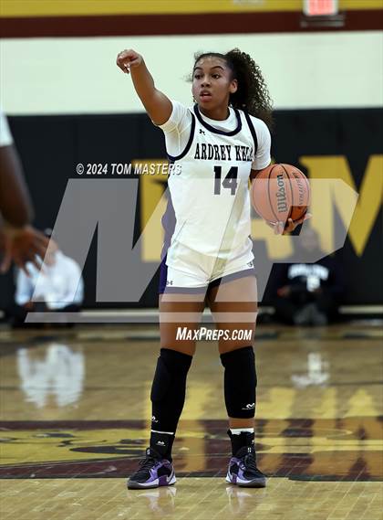 Thumbnail 2 in Concord Academy vs. Ardrey Kell photogallery.