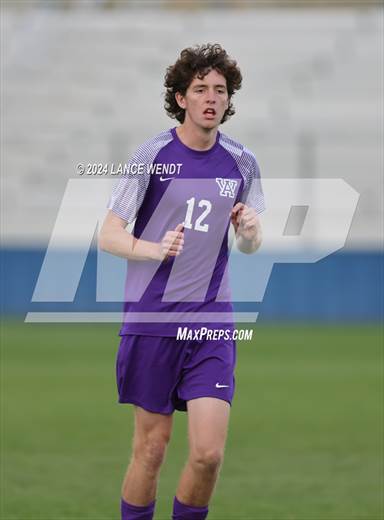 null - Photo 01