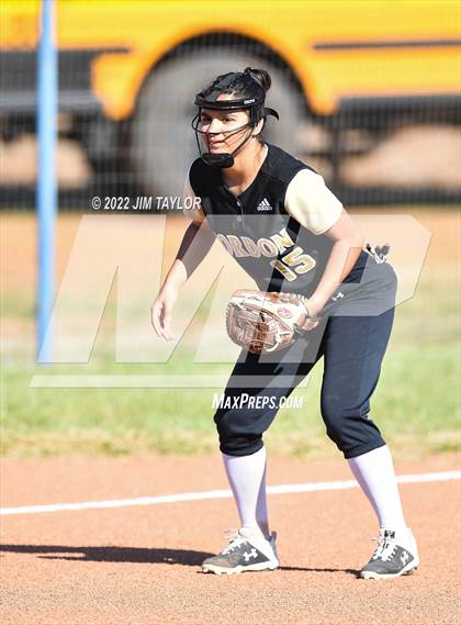Thumbnail 1 in Gordon @ Lipan photogallery.