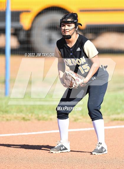 Thumbnail 3 in Gordon @ Lipan photogallery.
