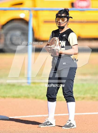 Thumbnail 3 in Gordon @ Lipan photogallery.