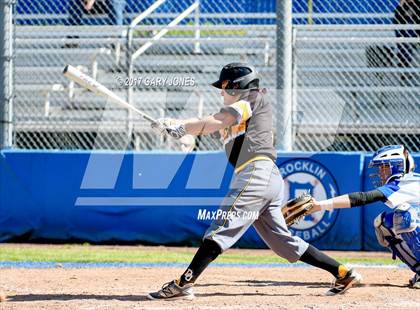 Thumbnail 3 in Del Oro @ Rocklin photogallery.