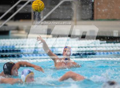 Thumbnail 2 in Bishop's vs Grossmont (CIF SDS Open Division Semifinal) photogallery.