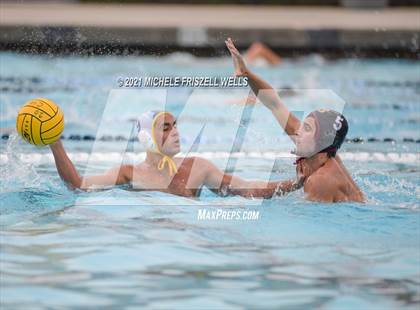 Thumbnail 2 in Bishop's vs Grossmont (CIF SDS Open Division Semifinal) photogallery.