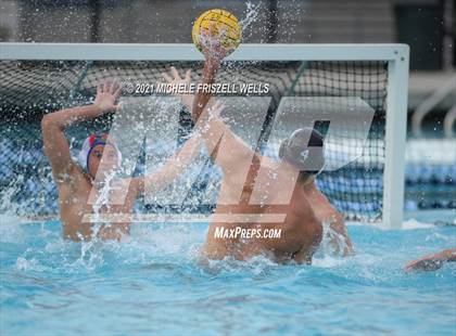 Thumbnail 1 in Bishop's vs Grossmont (CIF SDS Open Division Semifinal) photogallery.