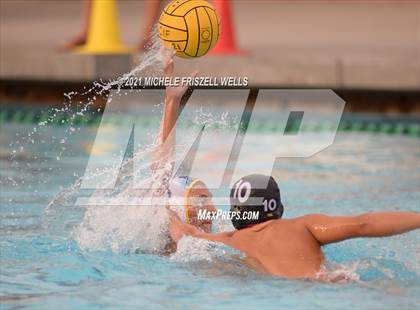Thumbnail 3 in Bishop's vs Grossmont (CIF SDS Open Division Semifinal) photogallery.
