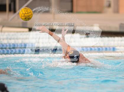 Thumbnail 2 in Bishop's vs Grossmont (CIF SDS Open Division Semifinal) photogallery.