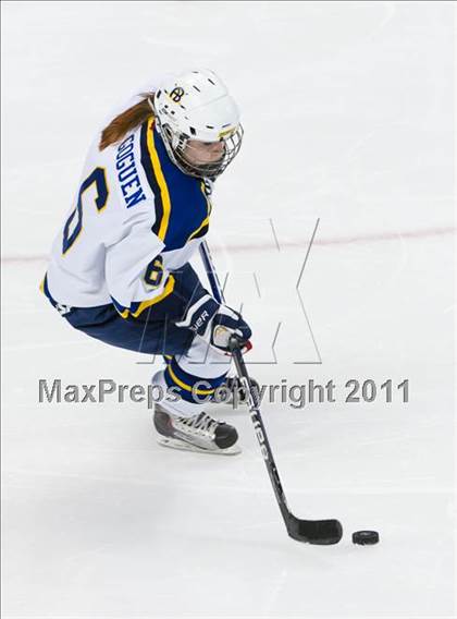 Thumbnail 2 in Hingham vs Acton-Boxborough (MIAA Division 1 Final) photogallery.