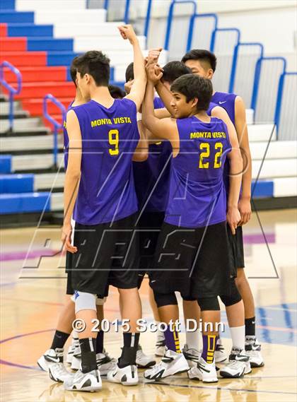 Thumbnail 1 in Monta Vista vs. Saint Francis (CIF CCS D1 Final) photogallery.