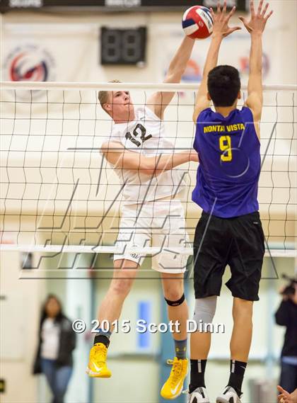 Thumbnail 3 in Monta Vista vs. Saint Francis (CIF CCS D1 Final) photogallery.