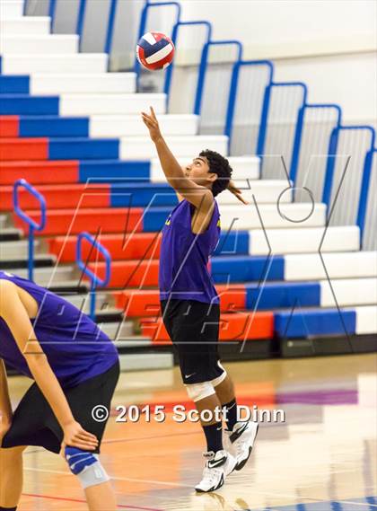 Thumbnail 2 in Monta Vista vs. Saint Francis (CIF CCS D1 Final) photogallery.