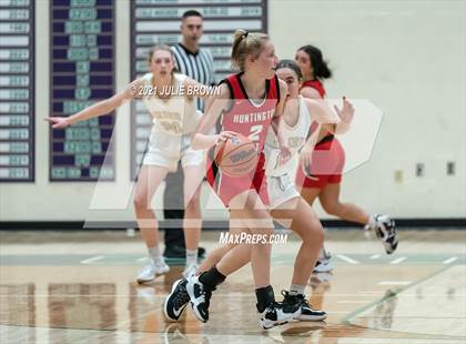 Thumbnail 1 in Huntington North @ Cathedral photogallery.