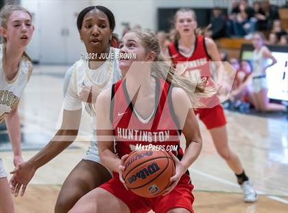 Thumbnail 3 in Huntington North @ Cathedral photogallery.