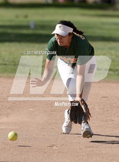 Thumbnail 2 in Canyon del Oro vs. La Habra (Michelle Carew Classic) photogallery.