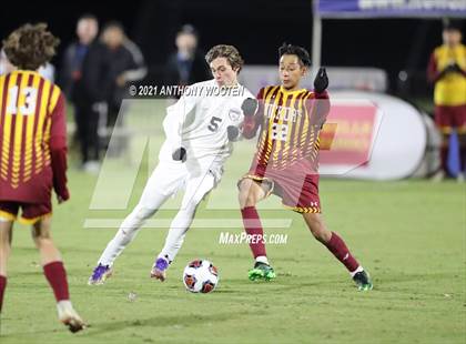 Thumbnail 3 in Hickory vs. Western Alamance (NCHSAA 3A Final) photogallery.