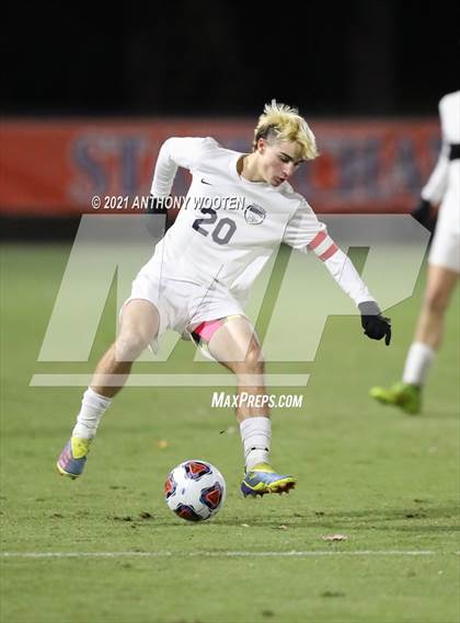 Thumbnail 2 in Hickory vs. Western Alamance (NCHSAA 3A Final) photogallery.