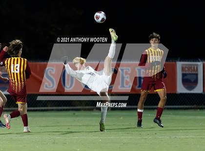 Thumbnail 2 in Hickory vs. Western Alamance (NCHSAA 3A Final) photogallery.