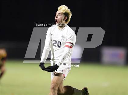 Thumbnail 3 in Hickory vs. Western Alamance (NCHSAA 3A Final) photogallery.