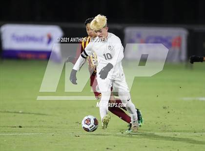 Thumbnail 3 in Hickory vs. Western Alamance (NCHSAA 3A Final) photogallery.