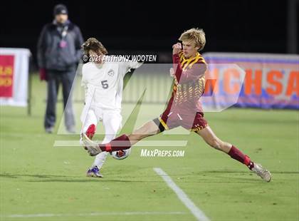 Thumbnail 2 in Hickory vs. Western Alamance (NCHSAA 3A Final) photogallery.