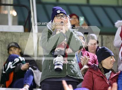 Thumbnail 1 in Hickory vs. Western Alamance (NCHSAA 3A Final) photogallery.