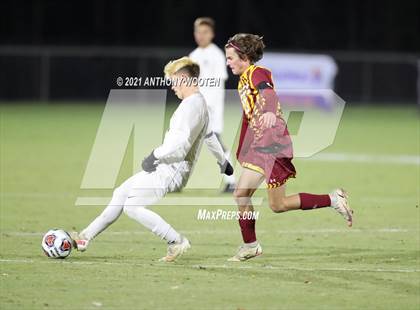 Thumbnail 2 in Hickory vs. Western Alamance (NCHSAA 3A Final) photogallery.
