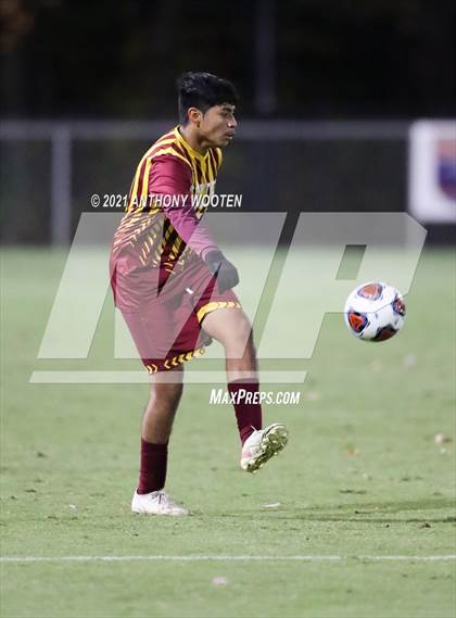 Thumbnail 2 in Hickory vs. Western Alamance (NCHSAA 3A Final) photogallery.