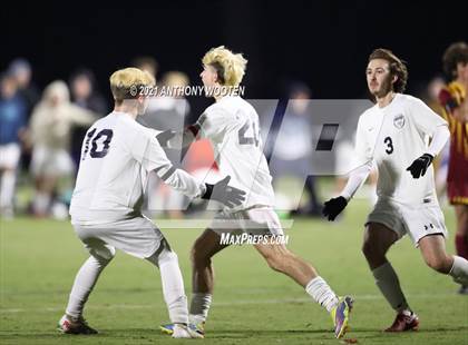 Thumbnail 1 in Hickory vs. Western Alamance (NCHSAA 3A Final) photogallery.