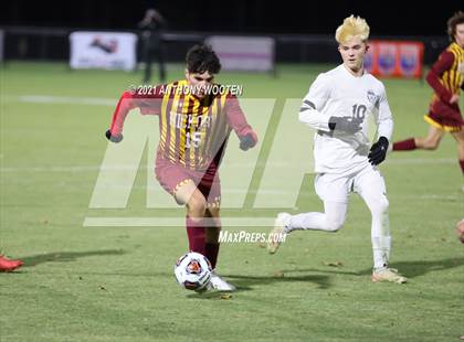 Thumbnail 2 in Hickory vs. Western Alamance (NCHSAA 3A Final) photogallery.