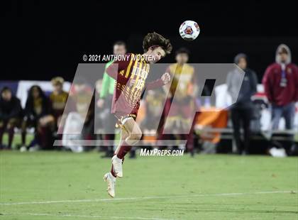 Thumbnail 2 in Hickory vs. Western Alamance (NCHSAA 3A Final) photogallery.